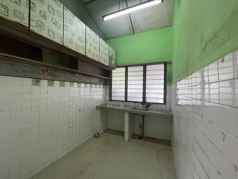 Rumah Teres 1-Tingkat untuk Dijual di Taman Melawati (Ulu Kelang) - Hartini Binti Ismail - Kitchen - PropertyGuru.com.my