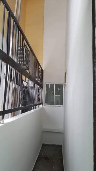 Semi-Detached House for Sale in Taman Megah Ria (Masai) - Wenting Lee - Corridor - PropertyGuru.com.my