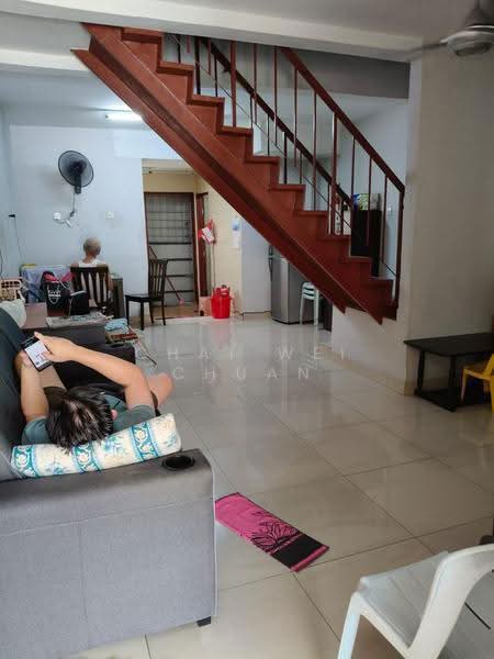 Rumah Teres 2-Tingkat untuk Dijual di Taman Muda (Ampang) - Chai Wei Chuan - Living Room - PropertyGuru.com.my