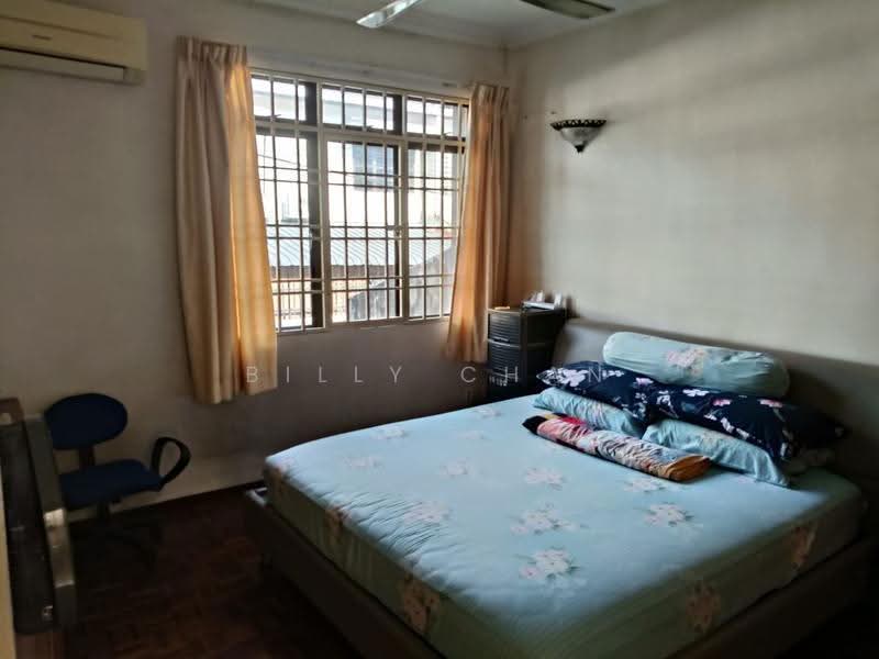 2-storey Terraced House for Sale in Taman Overseas Union (Taman Oug) (Jalan Klang Lama (Old Klang Road)) - Billy Chan - Bedroom - PropertyGuru.com.my