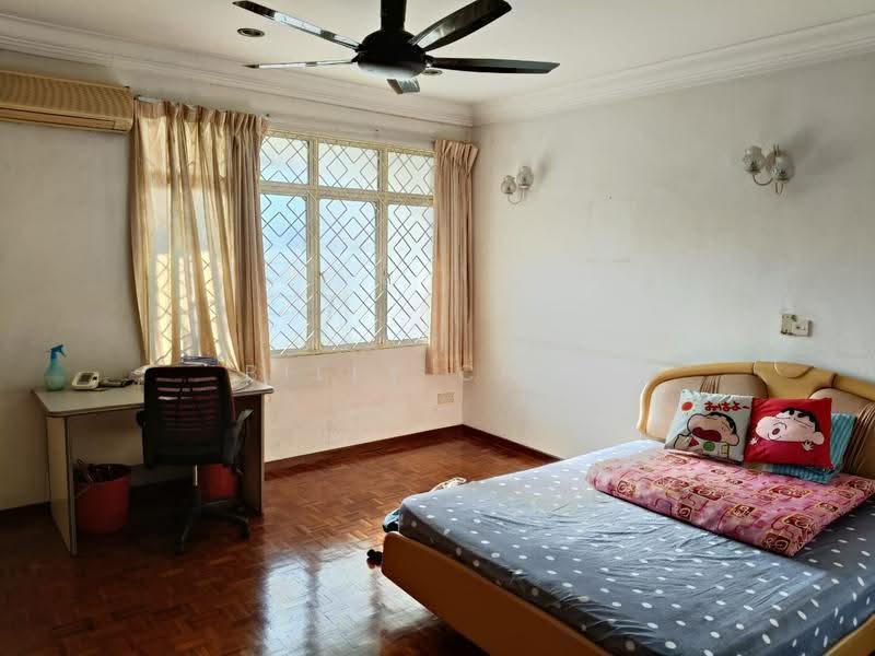 2-storey Terraced House for Sale in Taman Overseas Union (Taman Oug) (Jalan Klang Lama (Old Klang Road)) - Billy Chan - Bedroom - PropertyGuru.com.my