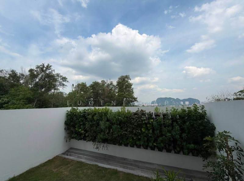 2-storey Terraced House for Sale in Taman Selayang Mulia (Selayang) - Eugene Yap - Exterior - PropertyGuru.com.my