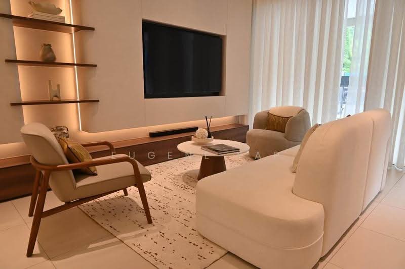 2-storey Terraced House for Sale in Taman Selayang Mulia (Selayang) - Eugene Yap - Living Room - PropertyGuru.com.my