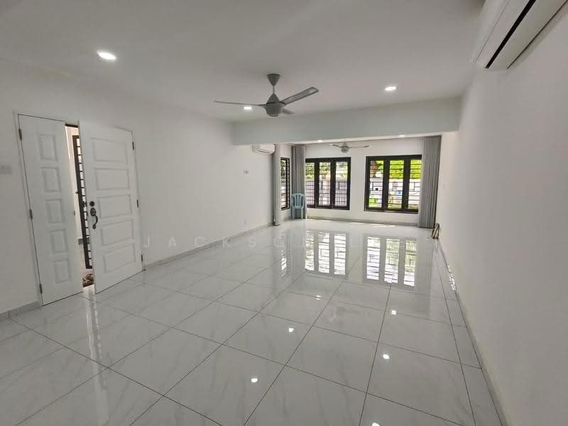 Rumah Teres untuk Disewa di Bangsar (Kuala Lumpur) - Jackson Lee - Living Room - PropertyGuru.com.my