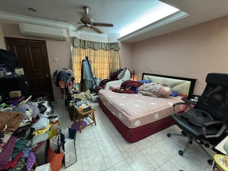 2-storey Terraced House for Sale in Taman Overseas Union (Taman Oug) (Jalan Klang Lama (Old Klang Road)) - Billy Chan - Bedroom - PropertyGuru.com.my