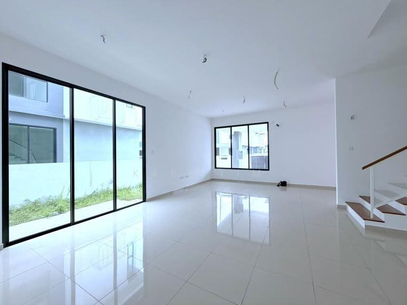 Semi-Detached House for Sale in Taman Gaya (Ulu Tiram) - Karl Lim - Living Room - PropertyGuru.com.my