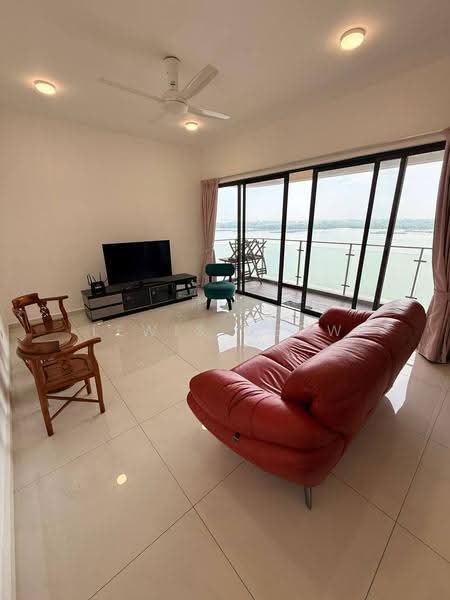 Kondominium untuk Dijual di Royal Strand @ Country Garden Danga Bay - Lewis Neow - Living Room - PropertyGuru.com.my