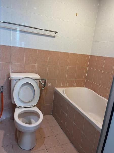 Condominium for Rent at Flora Green - Ken Lim - Bathroom - PropertyGuru.com.my