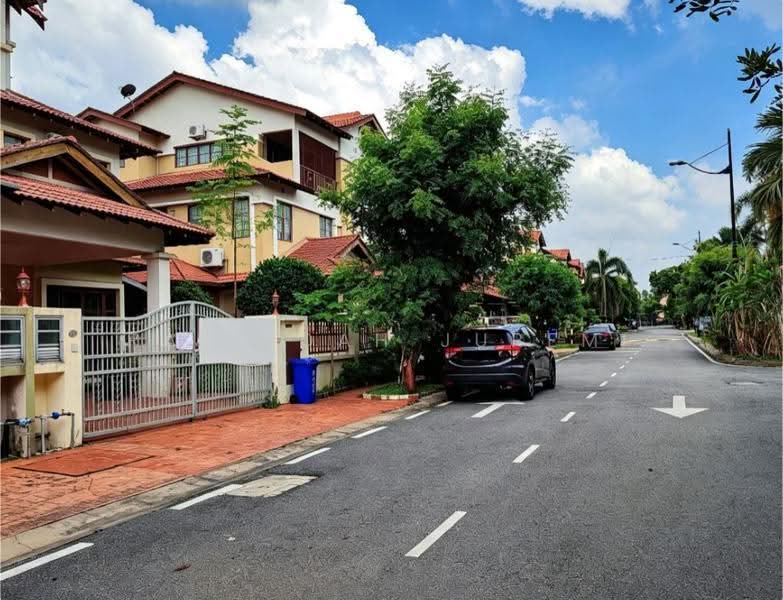 Semi-Detached House for Sale in Seksyen 27 (Shah Alam) - Rashidah Juremi - Exterior - PropertyGuru.com.my
