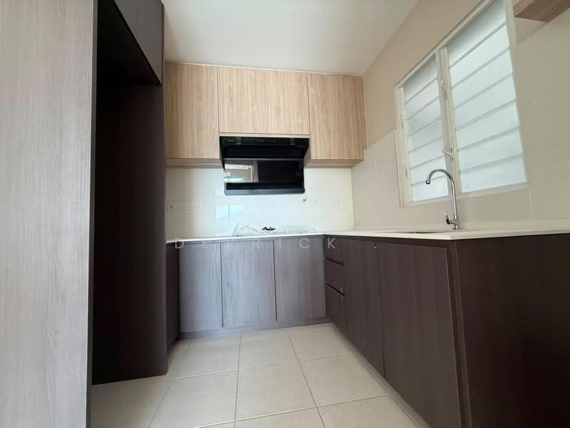 Kondominium untuk Disewa di Havana Beach Residences - Derrick . - Kitchen - PropertyGuru.com.my
