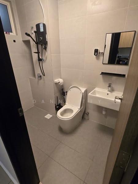 Kediaman Servis untuk Disewa di TRELLIS RESIDENCES - Danny Tey - Bathroom - PropertyGuru.com.my