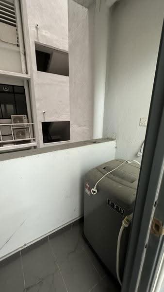 Pangsapuri untuk Dijual di Residensi Kampung Paloh (PR1MA @ Kampung Paloh) - Mandy Phang - Balcony - PropertyGuru.com.my