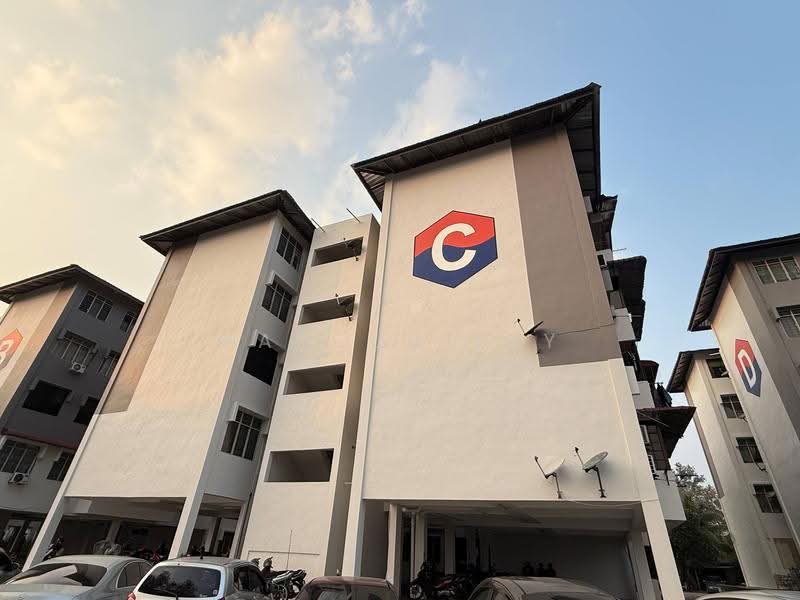 Rumah Flat untuk Dijual di Taman Johor Jaya - Marcus Tey - Exterior - PropertyGuru.com.my