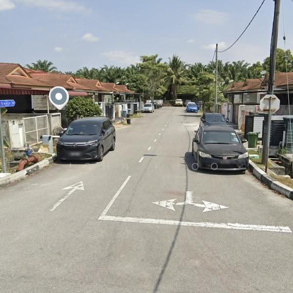 Rumah Teres 1-Tingkat untuk Dijual di Banting (Selangor) - John Khoo - Exterior - PropertyGuru.com.my