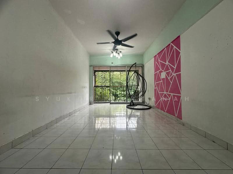 Apartment for Sale at Apartment Selasih - Syukor Hartanah - Living Room - PropertyGuru.com.my
