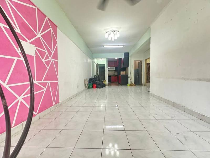 Apartment for Sale at Apartment Selasih - Syukor Hartanah - Living Room - PropertyGuru.com.my