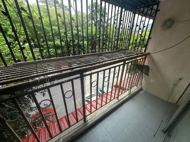 Apartment for Sale at Apartment Selasih - Syukor Hartanah - Balcony - PropertyGuru.com.my