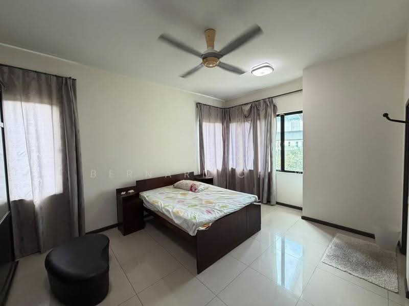Rumah Teres 3-Tingkat untuk Dijual di Bandar Bayan Bahru (Bayan Lepas) - Bernard Chew - Bedroom - PropertyGuru.com.my