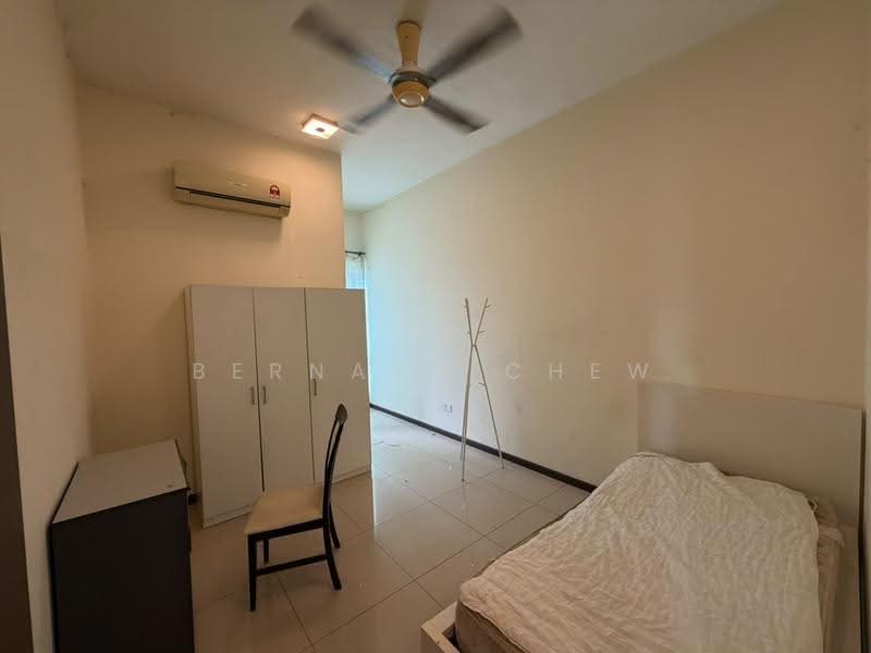 Rumah Teres 3-Tingkat untuk Dijual di Bandar Bayan Bahru (Bayan Lepas) - Bernard Chew - Bedroom - PropertyGuru.com.my