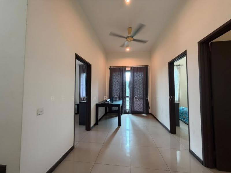 Rumah Teres 3-Tingkat untuk Dijual di Bandar Bayan Bahru (Bayan Lepas) - Bernard Chew - Corridor - PropertyGuru.com.my