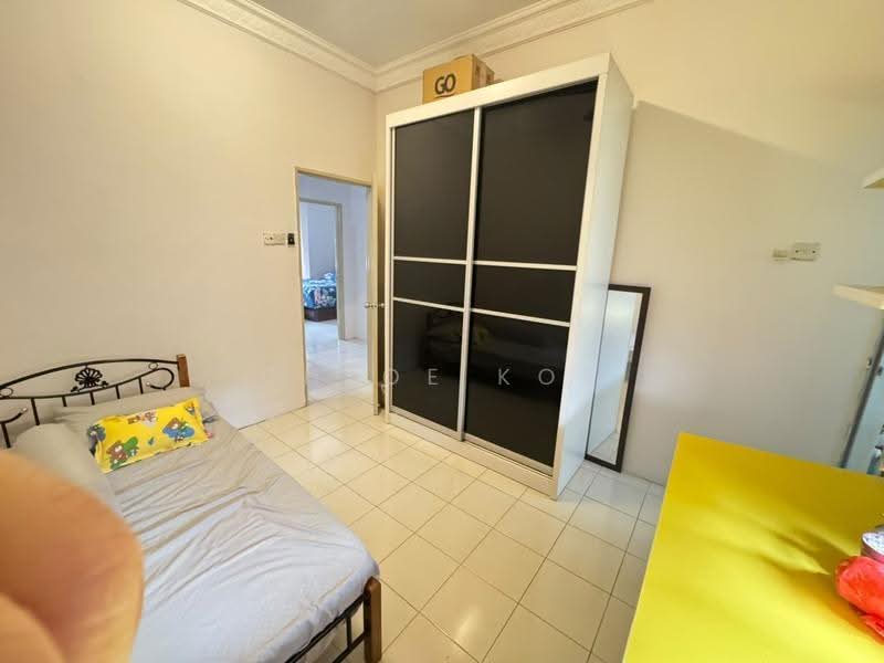2-storey Terraced House for Sale in Bandar Country Homes (Rawang) - Chloe Kok - Bedroom - PropertyGuru.com.my