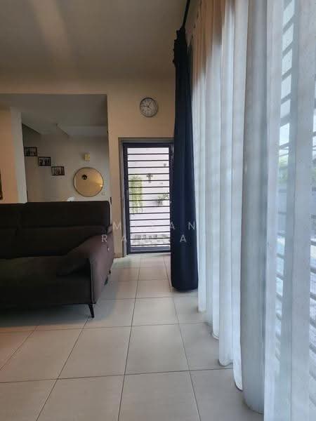 2-storey Terraced House for Sale in Nilai (Negeri Sembilan) - Mizan Ramlan - Living Room - PropertyGuru.com.my