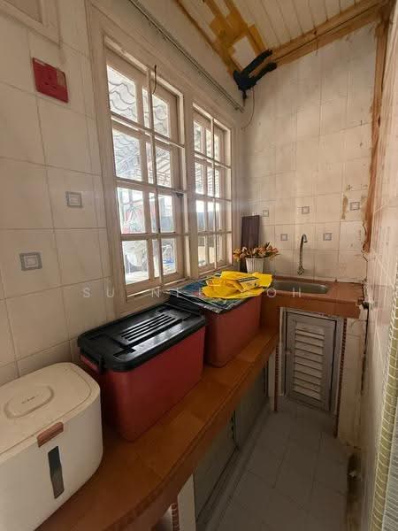 Rumah Teres 2-Tingkat untuk Dijual di Taman Sri Sinar (Segambut) - Su Nee Goh - Kitchen - PropertyGuru.com.my