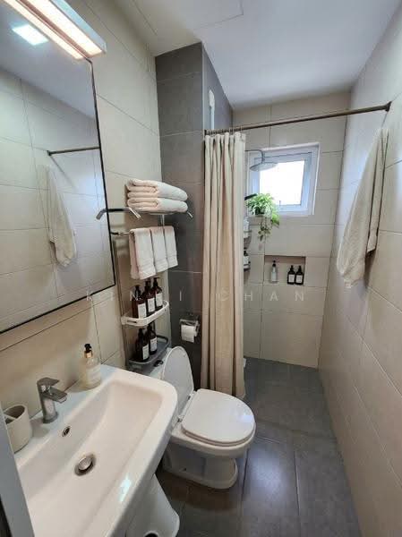 Condominium for Sale at The Holmes 1 - KINKI CHAN - Bathroom - PropertyGuru.com.my