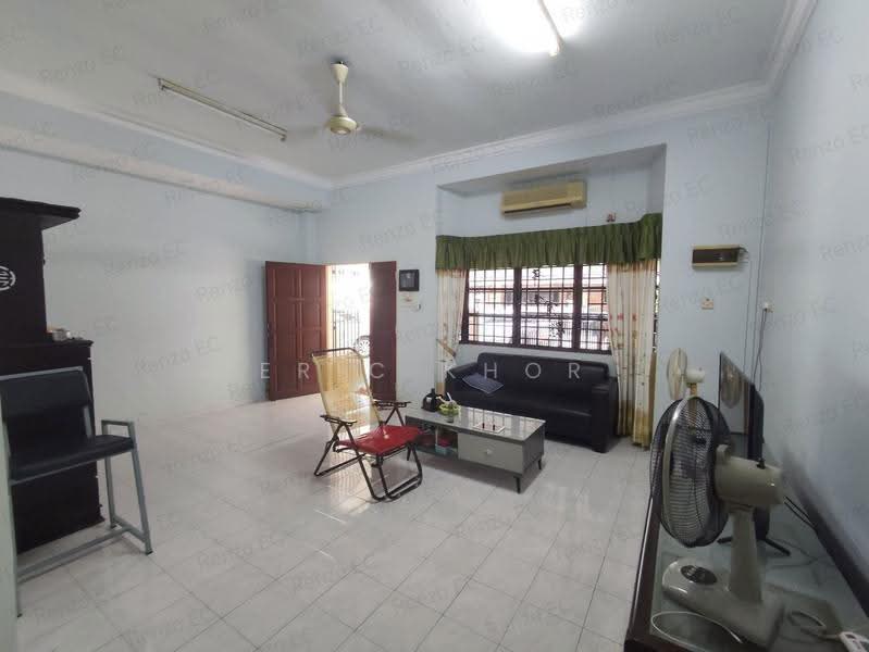 2-storey Terraced House for Sale in Pengkalan Barat (Ipoh) - Eric Khor - Living Room - PropertyGuru.com.my