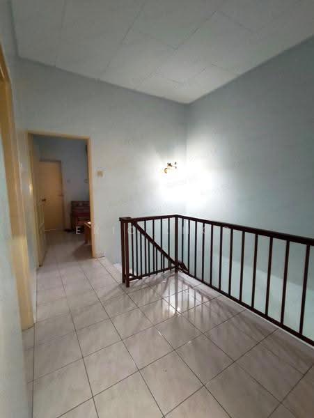 2-storey Terraced House for Sale in Pengkalan Barat (Ipoh) - Eric Khor - Corridor - PropertyGuru.com.my