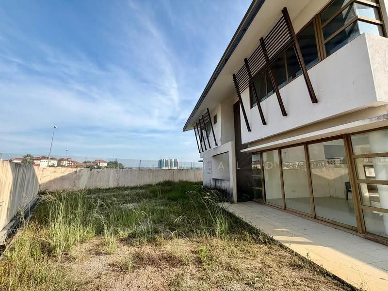 Bungalow House for Sale in Banyan Close (Bangi) - Liza Khalid - PropertyGuru.com.my