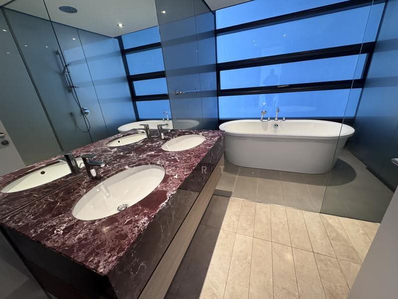 Kondominium untuk Dijual di Condominium @ The Troika - Albert . - Bathroom - PropertyGuru.com.my