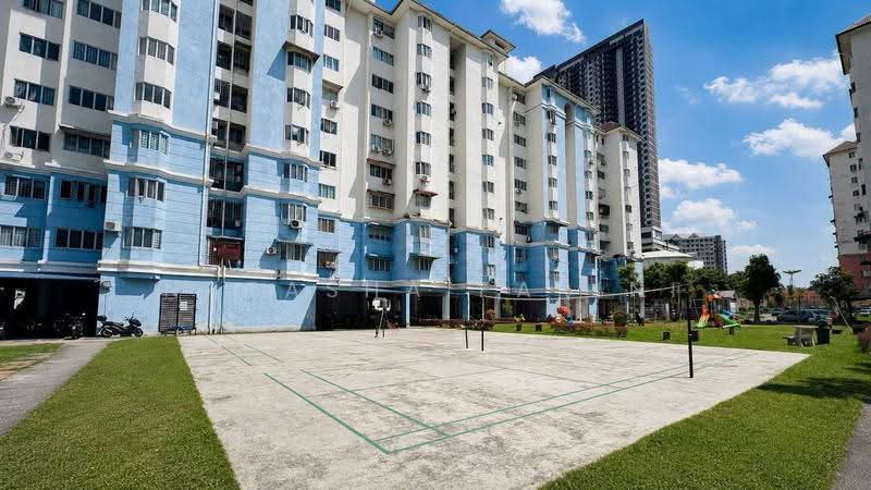 Pangsapuri untuk Dijual di Tasik Heights Apartment - Natasha Farini - Exterior - PropertyGuru.com.my