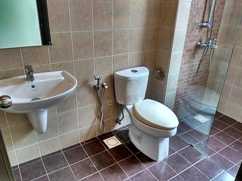 Semi-Detached House for Rent in Mont Kiara (Kuala Lumpur) - KL Cheah - Bathroom - PropertyGuru.com.my