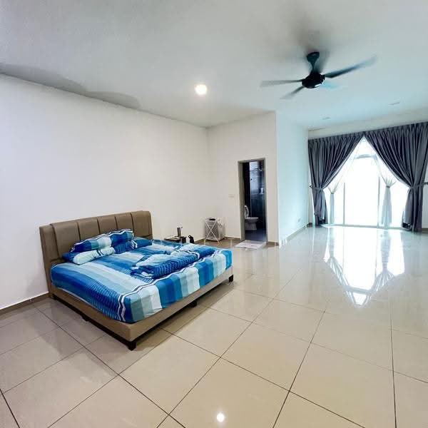 Rumah Teres 2-Tingkat untuk Dijual di Taman Bukit Jaya (Ulu Tiram) - Violet Ng - Bedroom - PropertyGuru.com.my