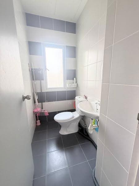 Apartment for Sale at Camellia Residence - SY Ngo - Bathroom - PropertyGuru.com.my