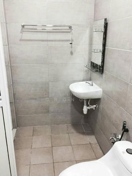 Service Residence for Rent at D'carlton (Residensi Seri Mega) - Celina Chong - Bathroom - PropertyGuru.com.my