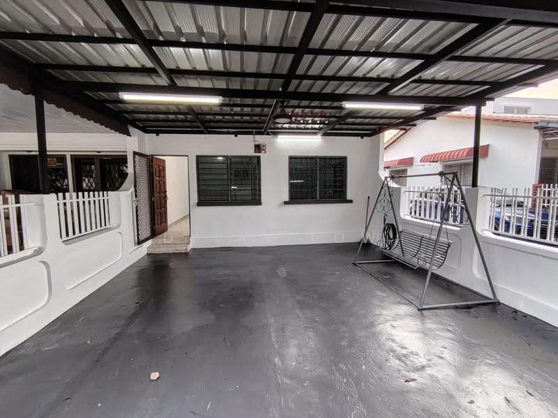 Terraced House for Rent in Island Glades (Jelutong) - Dylan Low - Exterior - PropertyGuru.com.my