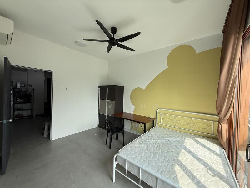Kediaman Servis untuk Disewa di JRK Convena - Roy Cho - Bedroom - PropertyGuru.com.my