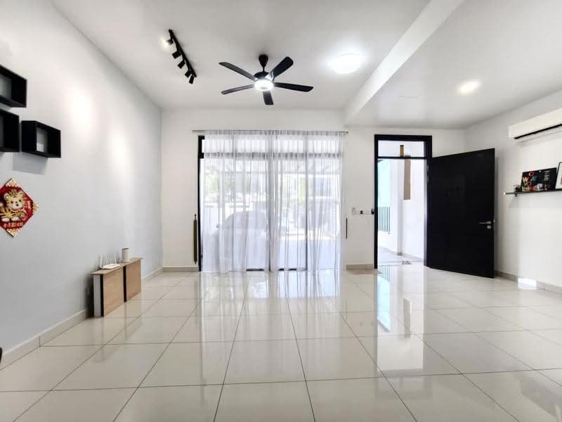 Rumah Teres 2-Tingkat untuk Dijual di Horizon Hills (Iskandar Puteri (Nusajaya)) - KT Tan - Living Room - PropertyGuru.com.my