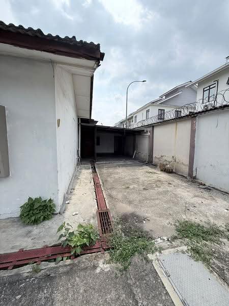 Rumah Banglo untuk Disewa di Taman Klang Jaya (Klang) - Darren Tan - Exterior - PropertyGuru.com.my