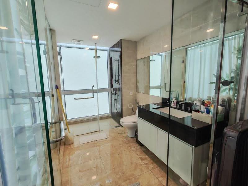 Condominium for Sale at Paradiso Nuova (Merak Kayangan) - SH Wong - Bathroom - PropertyGuru.com.my
