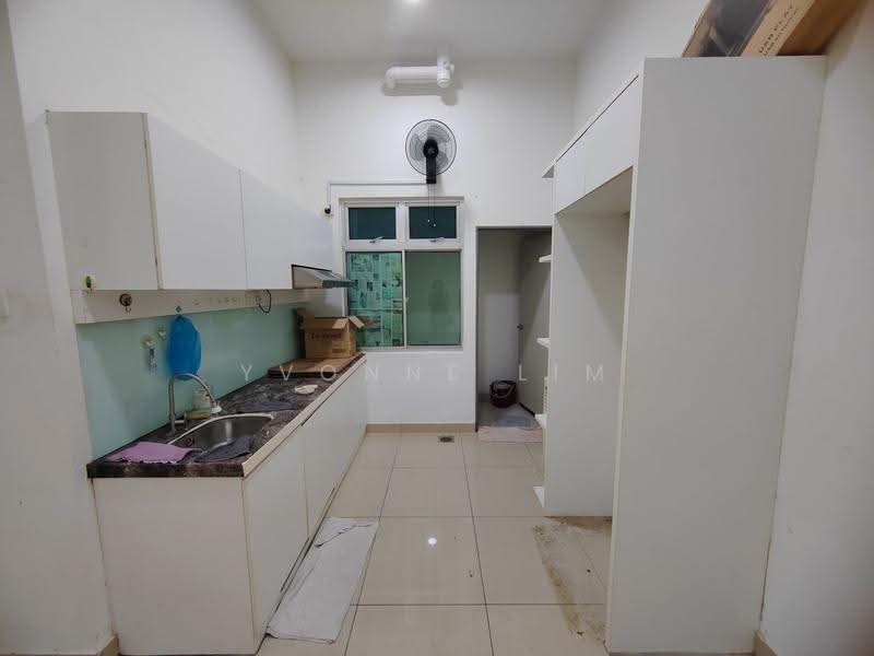 Service Residence for Sale at Manhattan - Yvonne Lim - Kitchen - PropertyGuru.com.my