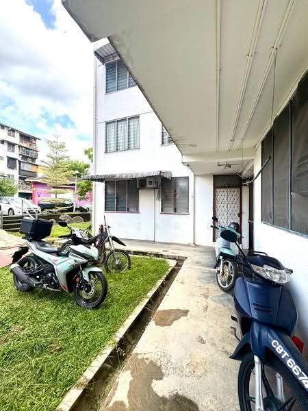 Rumah Flat untuk Dijual di Seksyen 1 Wangsa Maju Flat - Azri Zabidin - Exterior - PropertyGuru.com.my