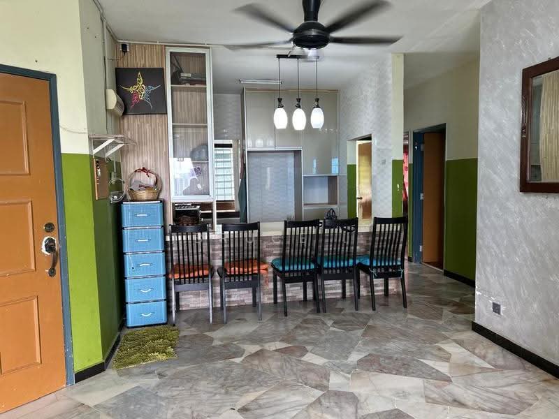 Apartment for Sale at Sri Ledang - Bruce . - Living Room - PropertyGuru.com.my