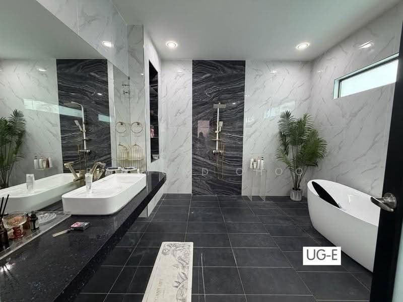 Bungalow House for Sale in Setia Eco Park (Setia Alam) - Raymond Choo - Bathroom - PropertyGuru.com.my