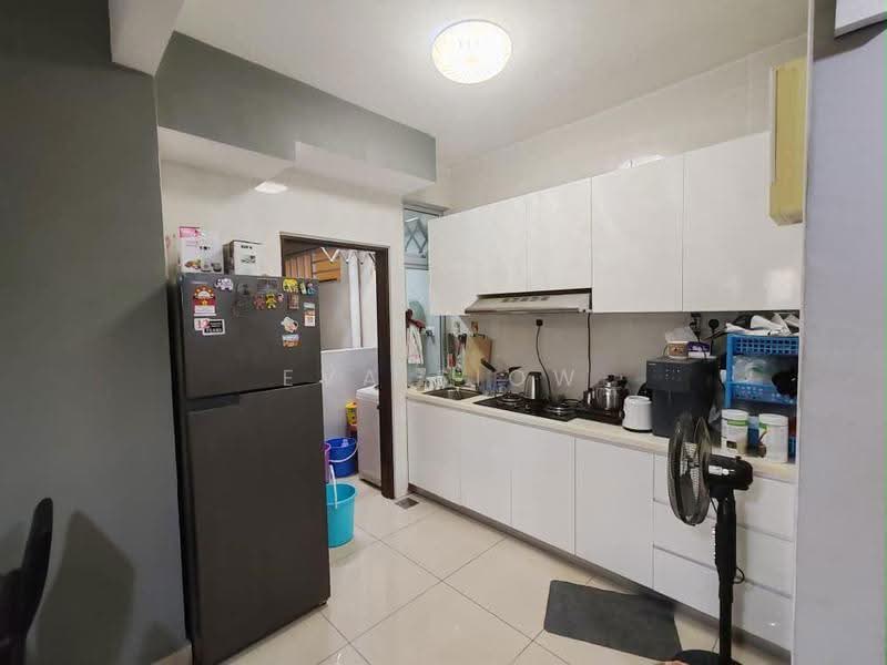 Service Residence for Sale at GP Residence - Eva Siow - Kitchen - PropertyGuru.com.my