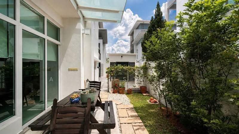 Semi-Detached House for Sale in Cyberjaya (Selangor) - Arif Mustapha - Exterior - PropertyGuru.com.my