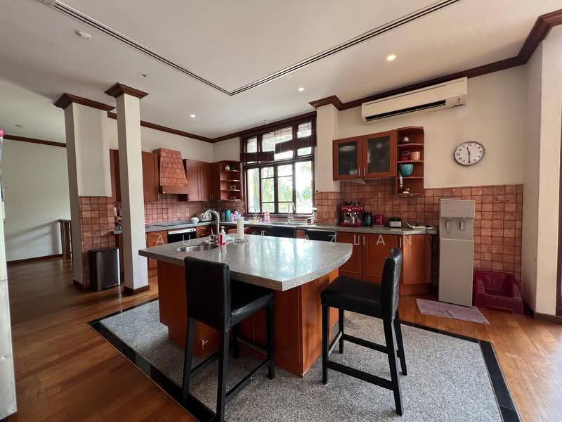 Rumah Banglo untuk Dijual di Mines Resort City (Seri Kembangan) - Taufiq Azlan - Kitchen - PropertyGuru.com.my