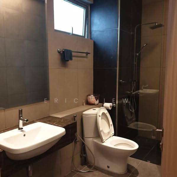 Kondominium untuk Disewa di Seringin Residences - Eric Liew - Bathroom - PropertyGuru.com.my